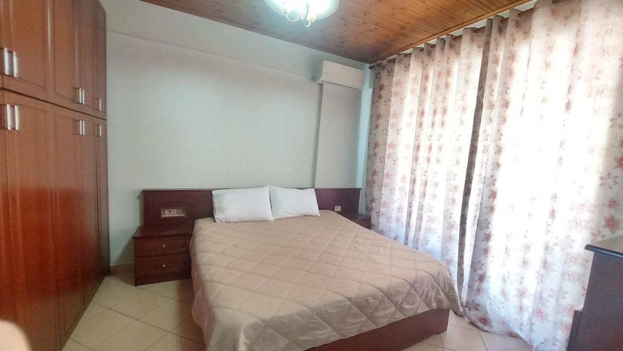 Sea View Apartment Saranda Extérieur photo